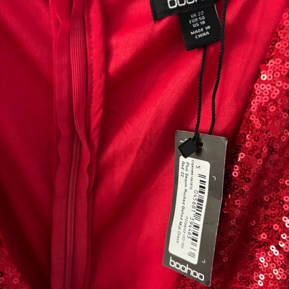 NWT Boohoo Red Sequin Dress - Picture 5 of 5